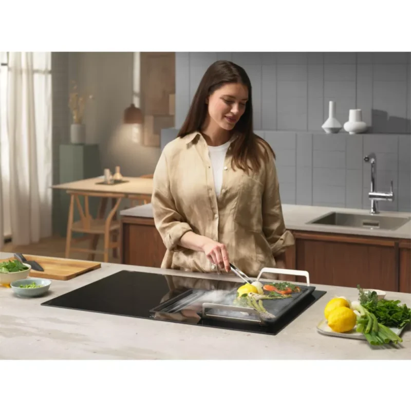 Table induction aspirante ELECTROLUX KCC83443 – Image 8